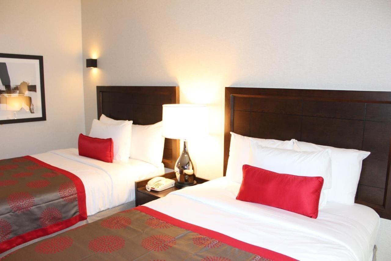 Hotel Ramada By Wyndham Bronx Terminal Nueva York Exterior foto