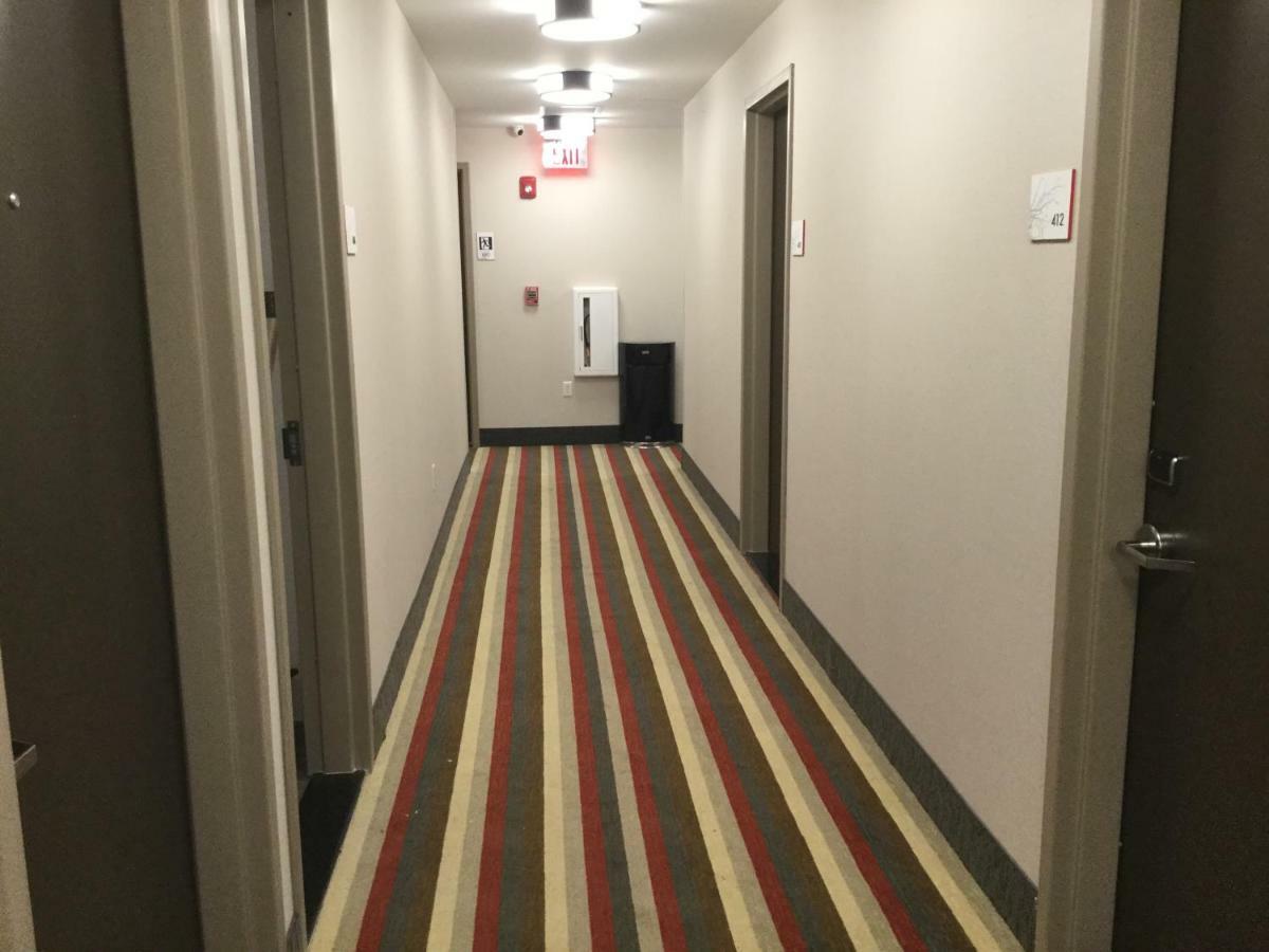 Hotel Ramada By Wyndham Bronx Terminal Nueva York Exterior foto